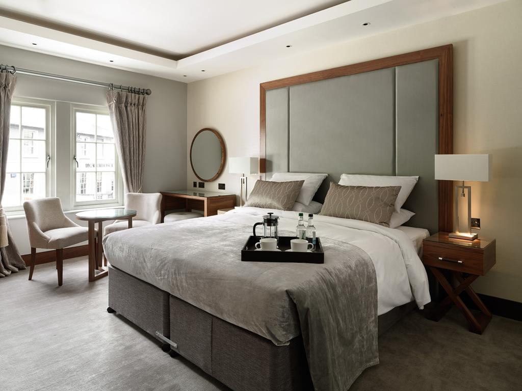 One Warwick Park Hotel Royal Tunbridge Wells Exterior photo